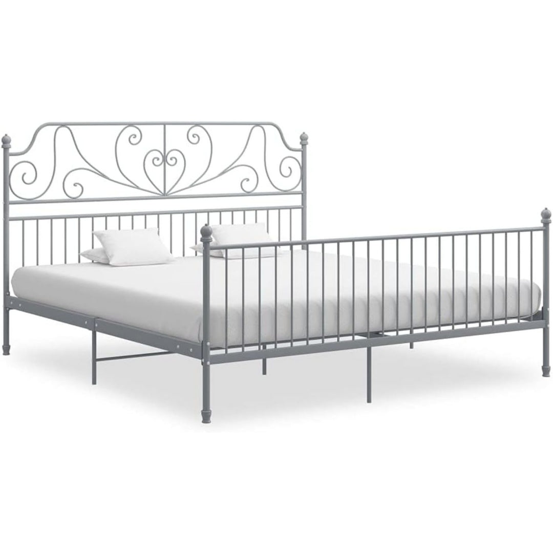 Das Bettgestell misst 180 x 200 cm in Grau