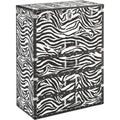 Schwarz und Weiss bestimmt die Farbgebung von dem Sideboard
