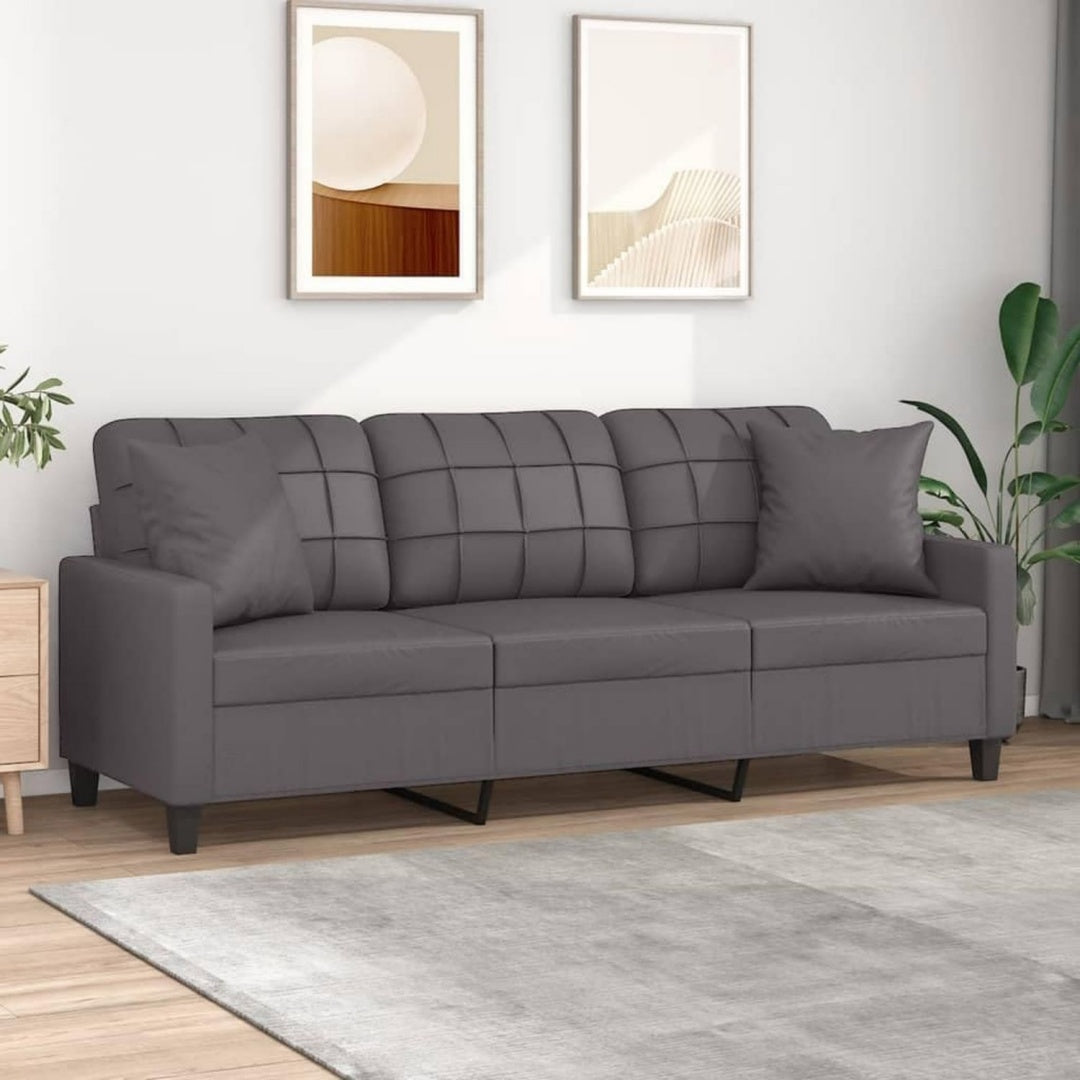 Ein Metallgestell praegt die Gestaltung von dem Sofa