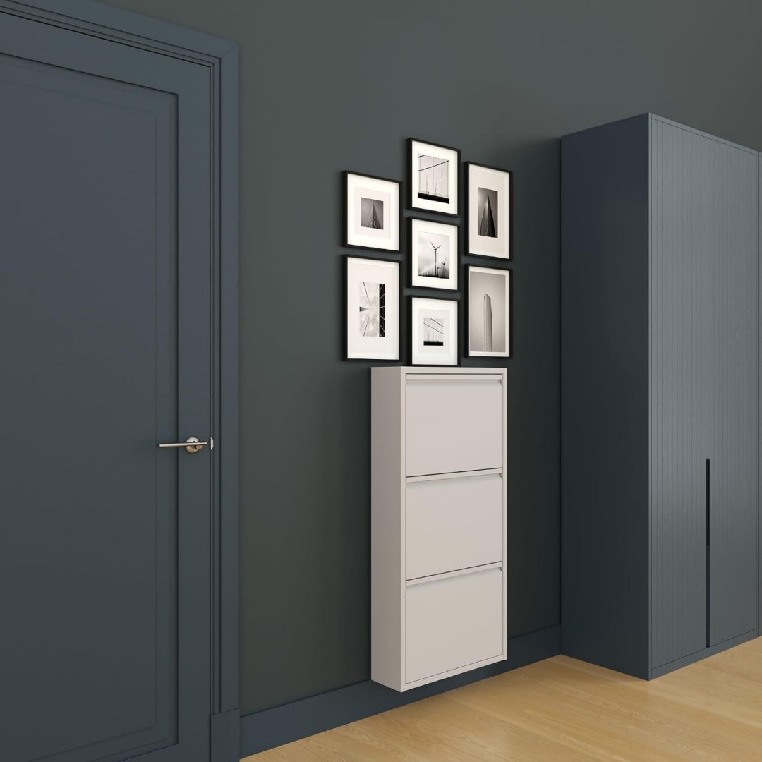Der Schuhschrank setzt auf eine Wandmontage